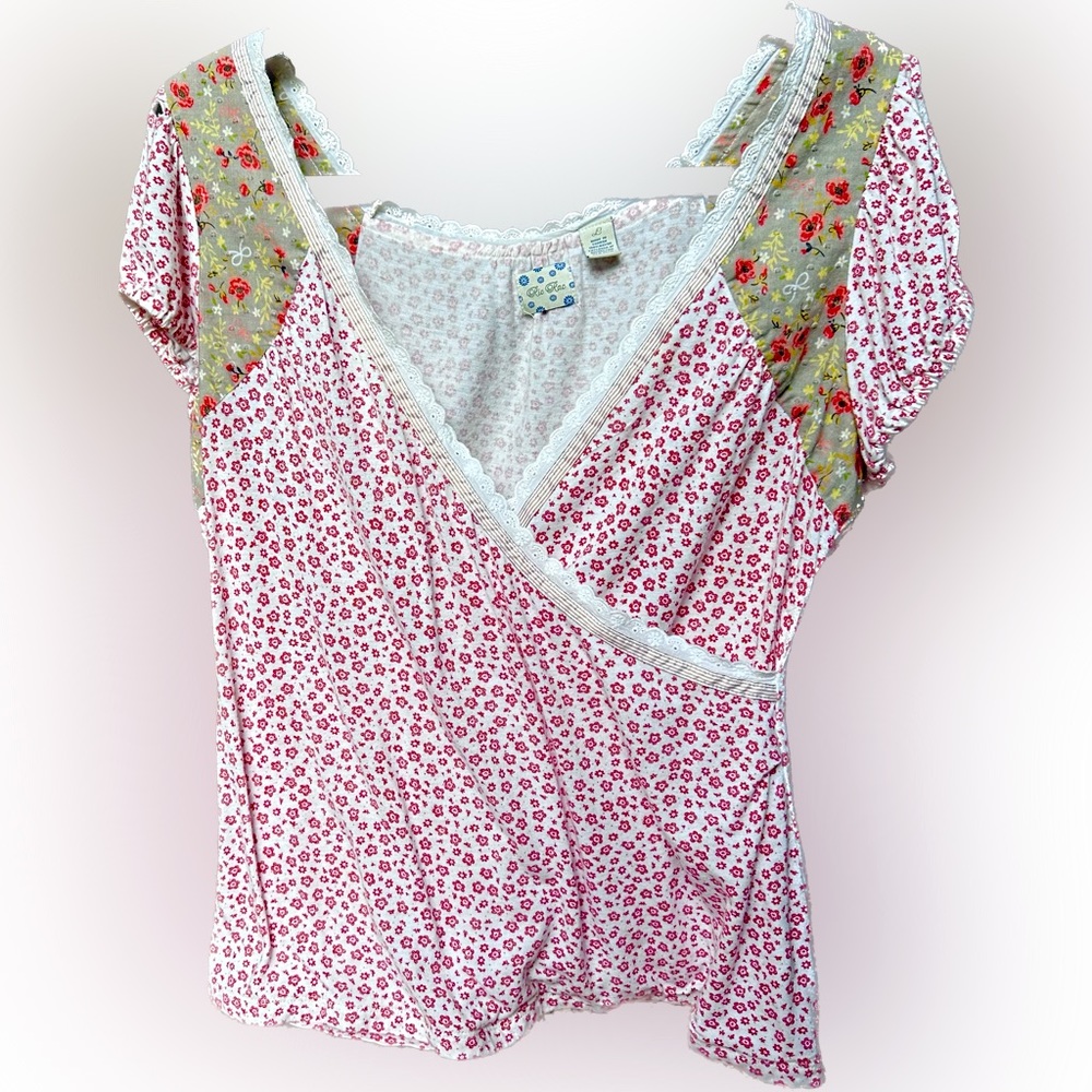 Anthropologie Ric Rac crossover pattern top Large